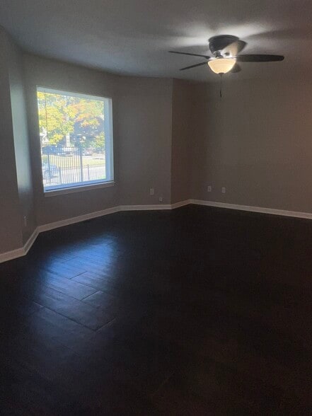 Building Photo - 511 Bernard Ave