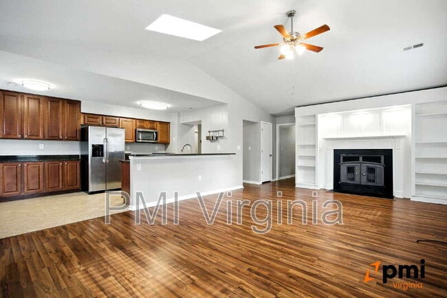 Building Photo - 4052 Peridot Dr