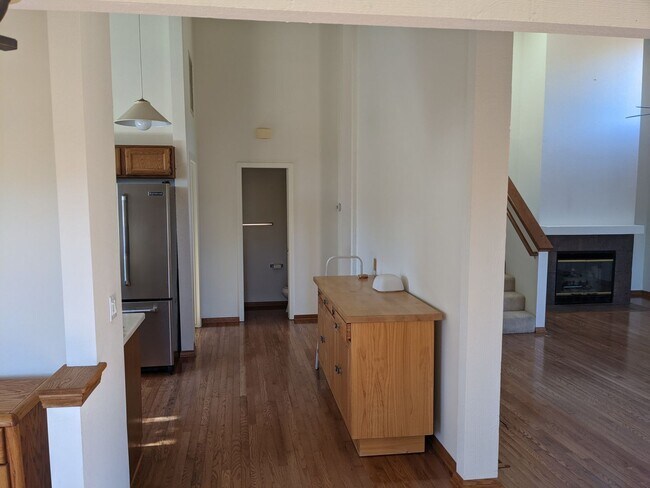 Building Photo - 2236 Cranesbill Pl
