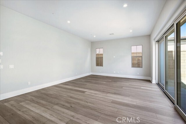 Building Photo - 212 Mistwater