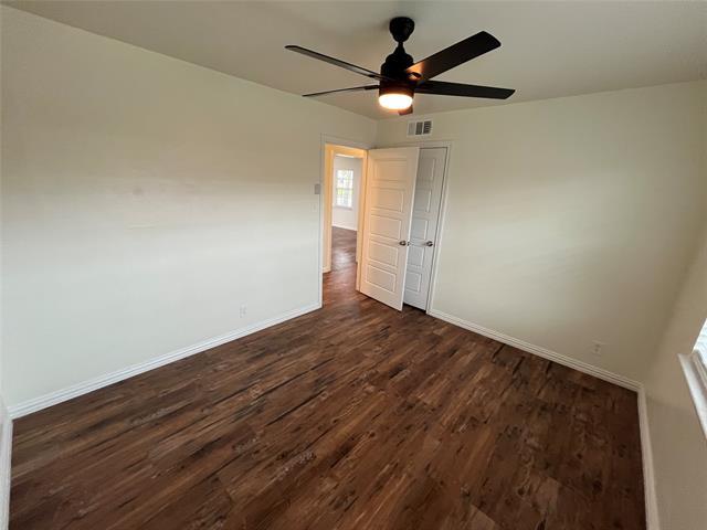 Building Photo - 2214 Mockingbird Ln