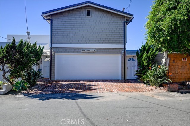 Building Photo - 1021 Gaviota Dr