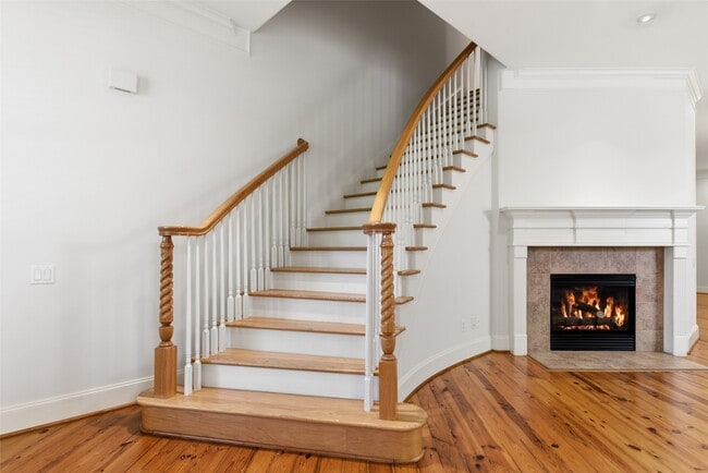 Building Photo - 4424 Blossom St