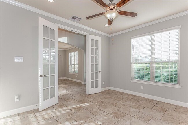 Building Photo - 17938 Fernwood Bend Dr