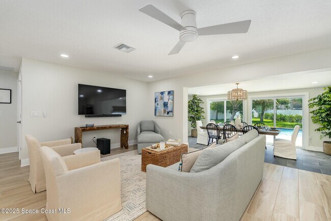 Building Photo - 100 Bel Aire Dr