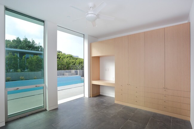 Building Photo - 3660 Inglewood Blvd