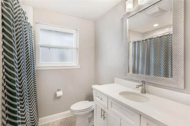 Building Photo - 561 E William David Pkwy