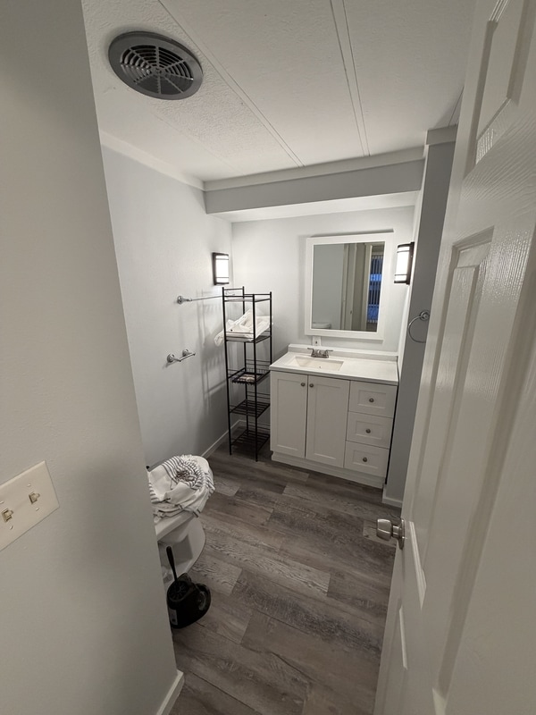 Building Photo - 8449 Moonlight Way