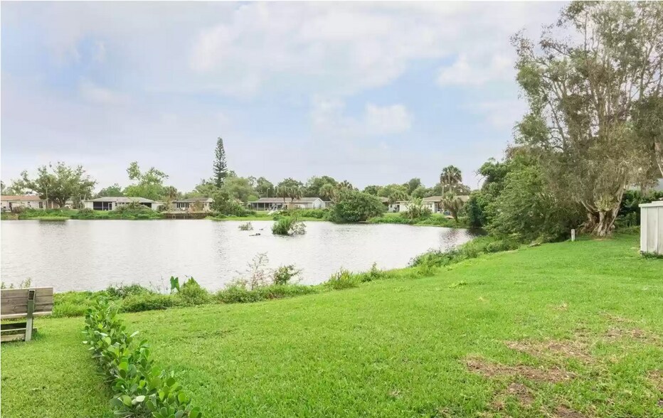 Building Photo - 710 Lunar Lake Cir