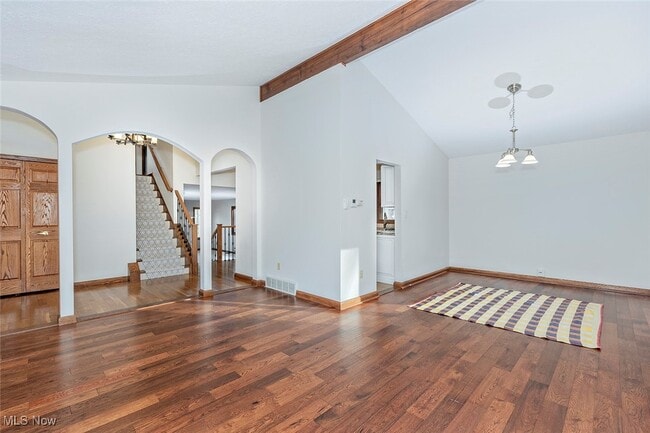 Building Photo - 6235 Sunnywood Dr