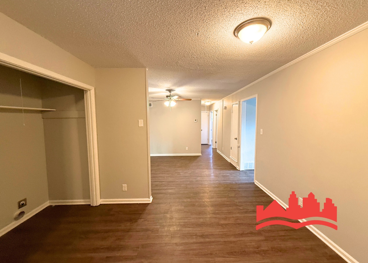 Building Photo - 4134 Parkchester Ave