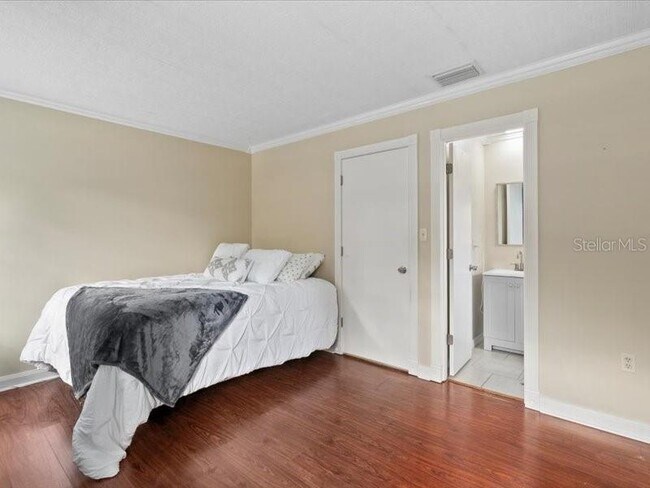 Building Photo - 2226 Fairfield Ave