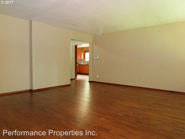 Building Photo - 4 br, 2 bath House - 7923 SE Sherman Street