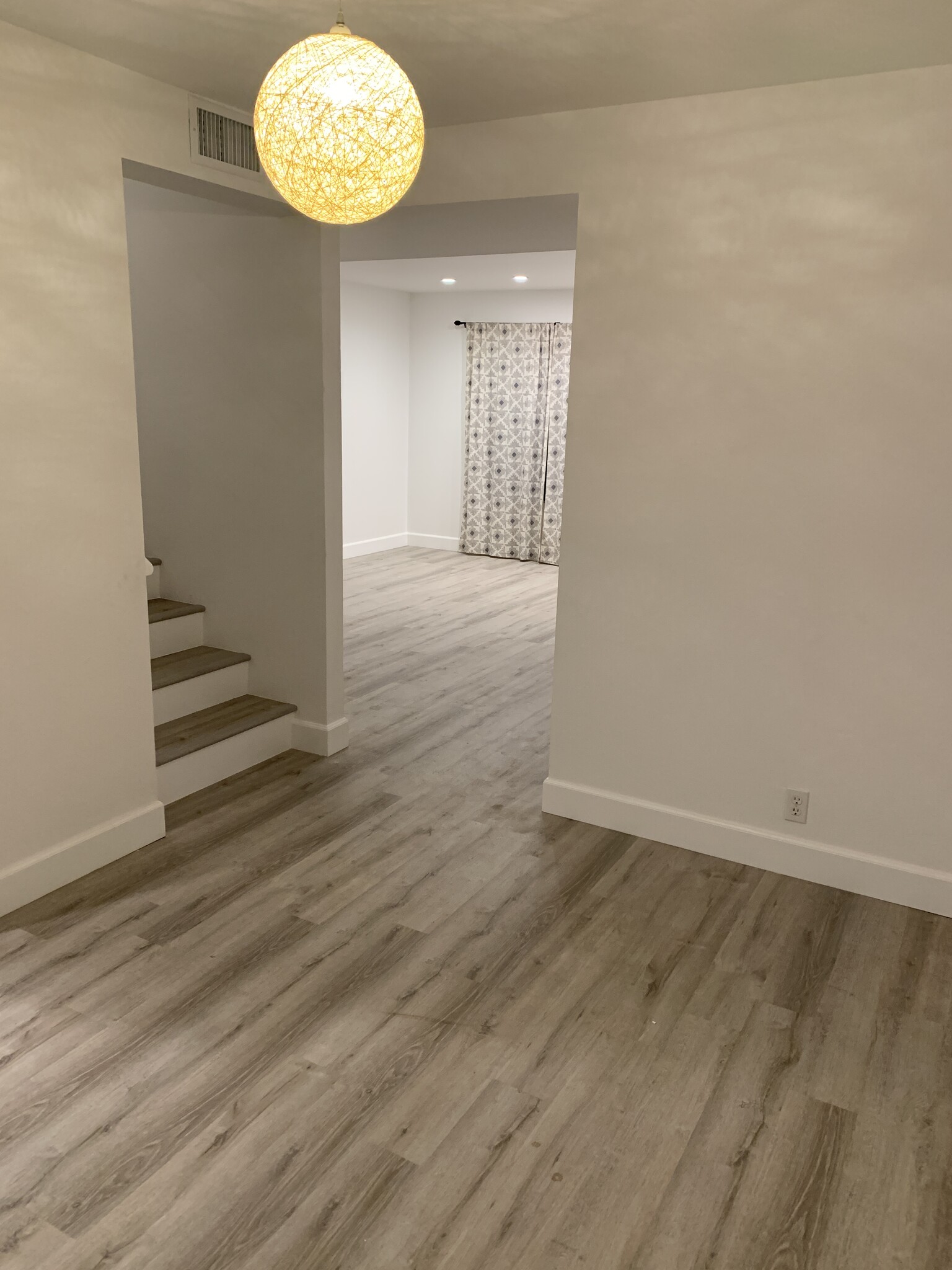 Building Photo - 41 Harkness Ave