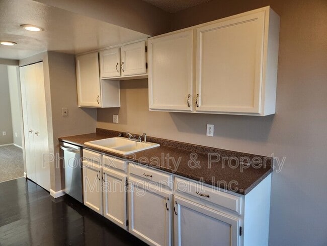 Building Photo - 8986 Carr St