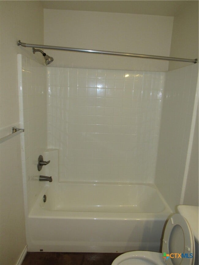 Building Photo - 2906 Starlight Dr