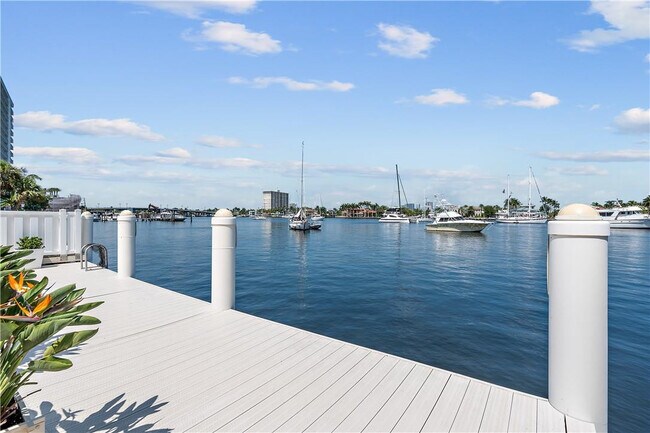 Building Photo - 95 N Birch Rd