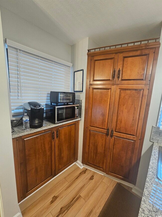 Building Photo - 1910 S Ocean Blvd