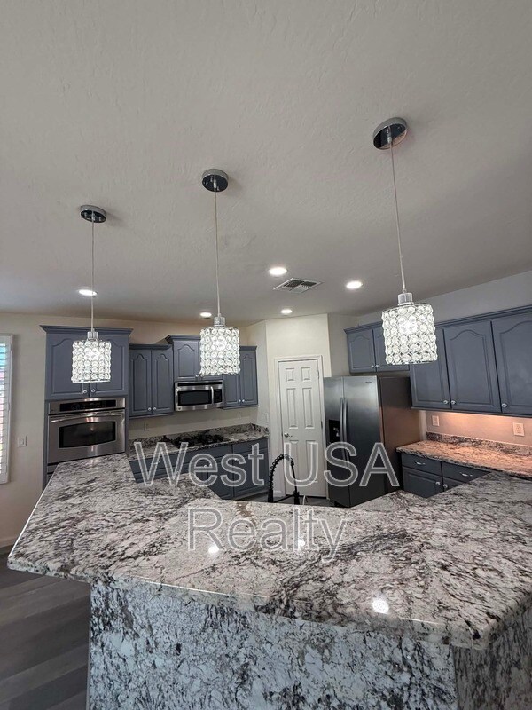 Building Photo - 20652 N Donithan Way