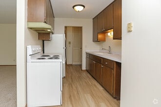 Interior Photo - 4001 West 31st St. (Saint Louis Park)