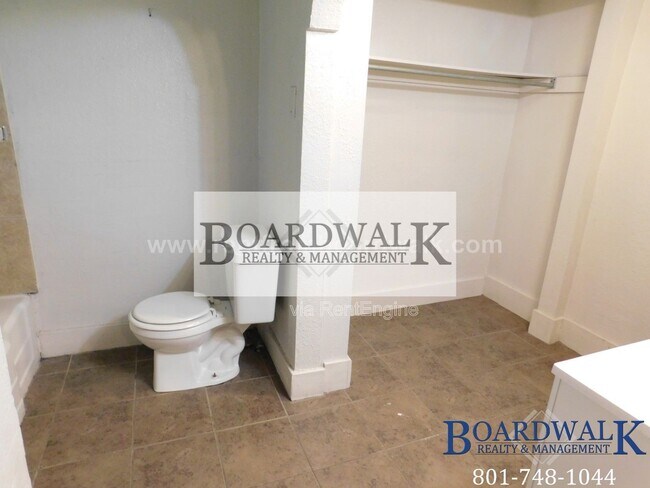 Building Photo - 2992 S 8850 W