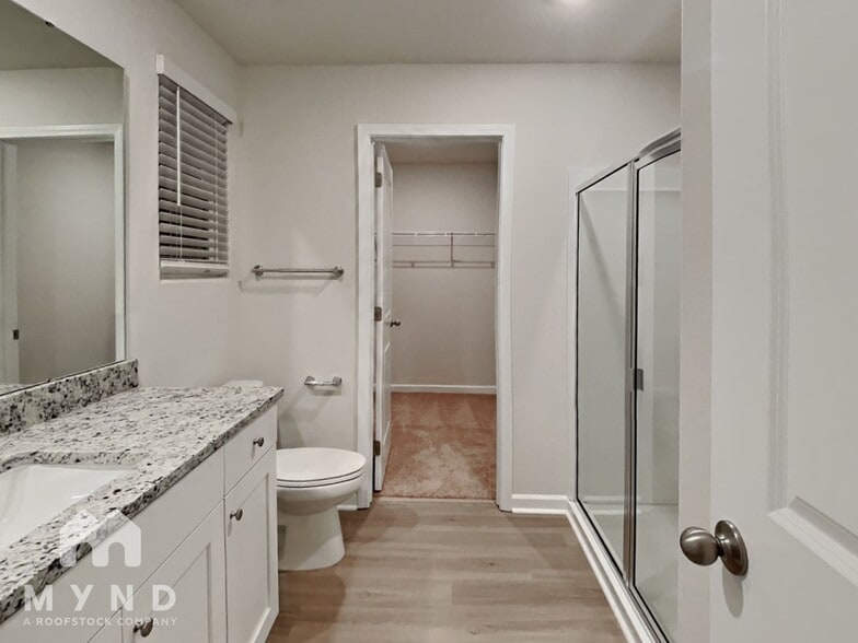 Building Photo - 325 Ivy Bank Dr