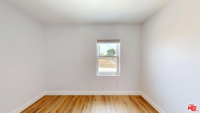Building Photo - 8214 Laurelgrove Ave