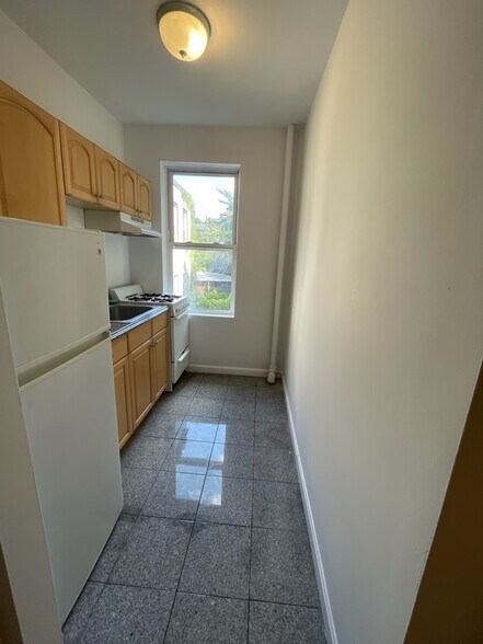 Primary Photo - 110 Brainerd Rd