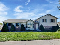 Building Photo - 1667 N 250 W