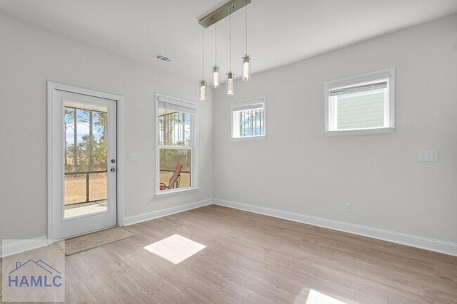 Building Photo - 268 Loblolly Ln