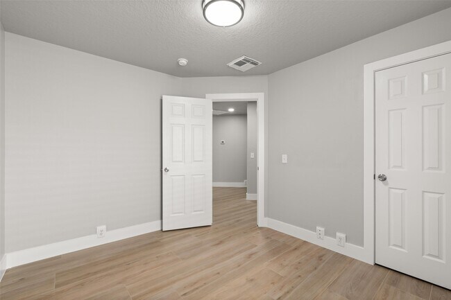 Building Photo - 7310 Wisteria Chase Pl