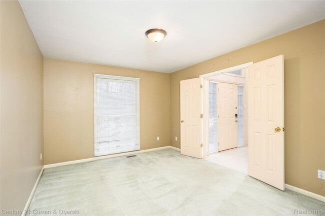 Building Photo - 42104 Echo Forest Dr