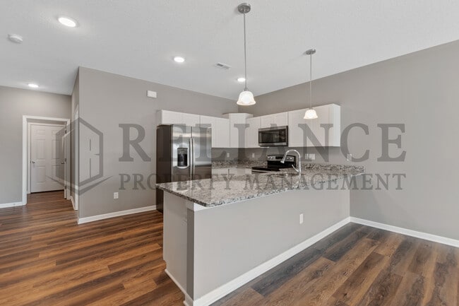 Building Photo - 5281 N Toben Ct