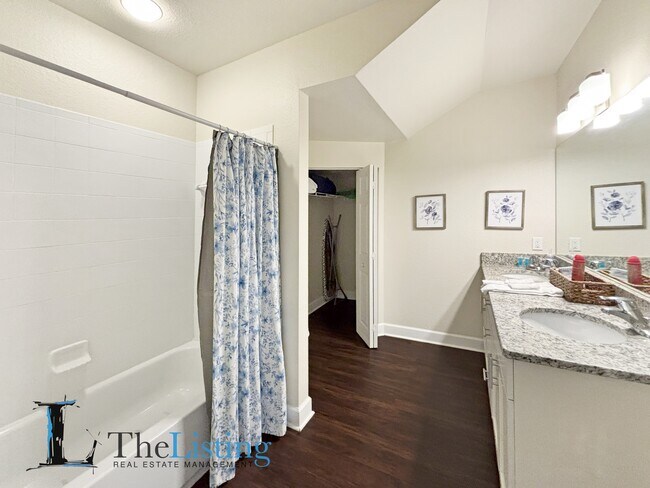 Building Photo - 2954 Lucayan Harbour Cir