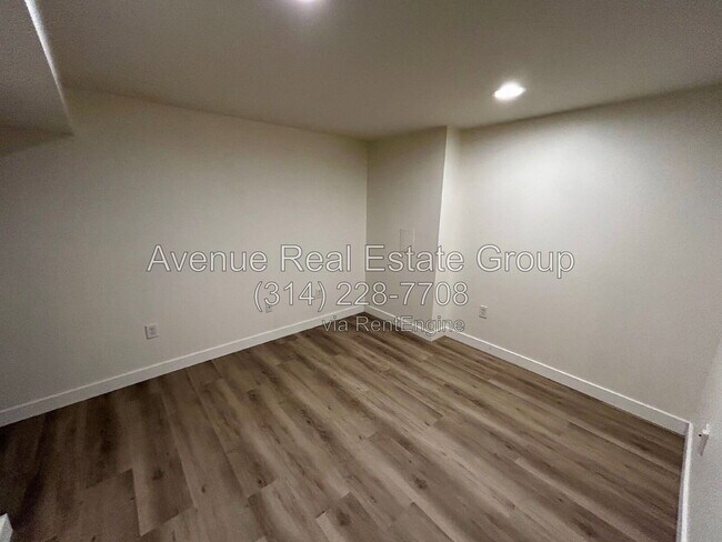 Building Photo - 203 Hawksbury Pl