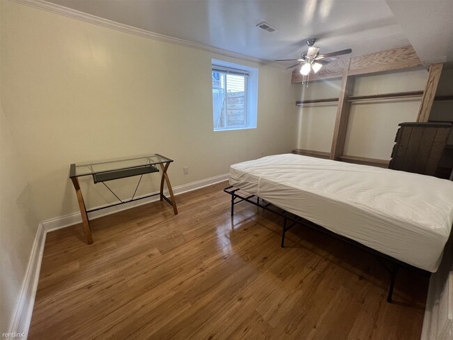 Building Photo - 7 br, 6.5 bath House - 930 Mary St