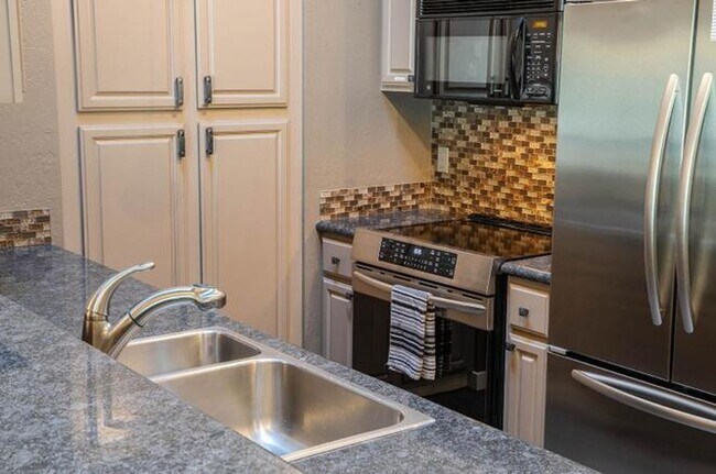 Building Photo - Elevated Olympic Valley Two-Bedroom Condo