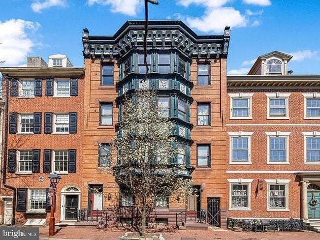 Building Photo - 231 Pine St