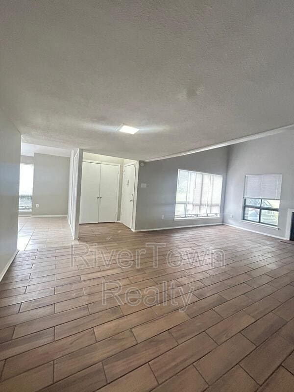 Building Photo - 3366 Fairbanks St