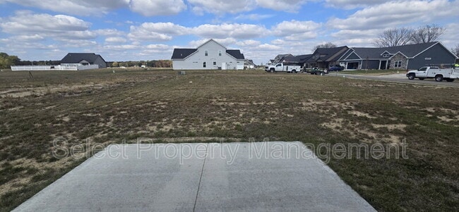 Building Photo - 4802 Silverstone Psge