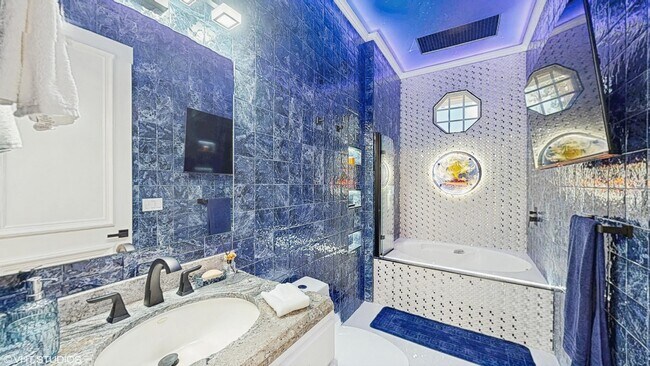 Building Photo - 377 Squire Dr