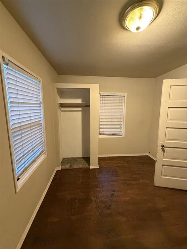 Building Photo - Fully Fenced 2 Bedroom 1 Bathroom House in Everson