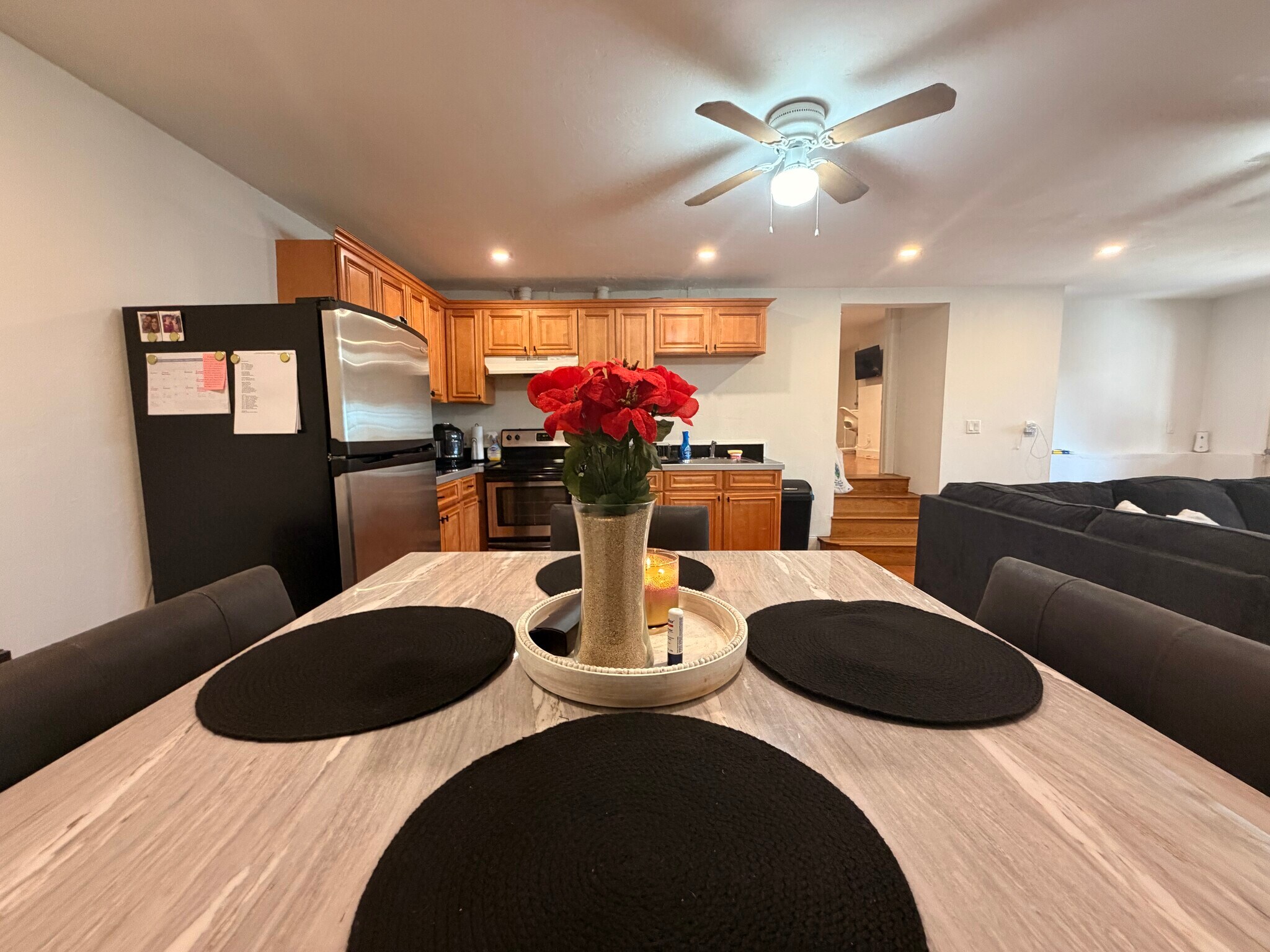 Building Photo - 532 East St