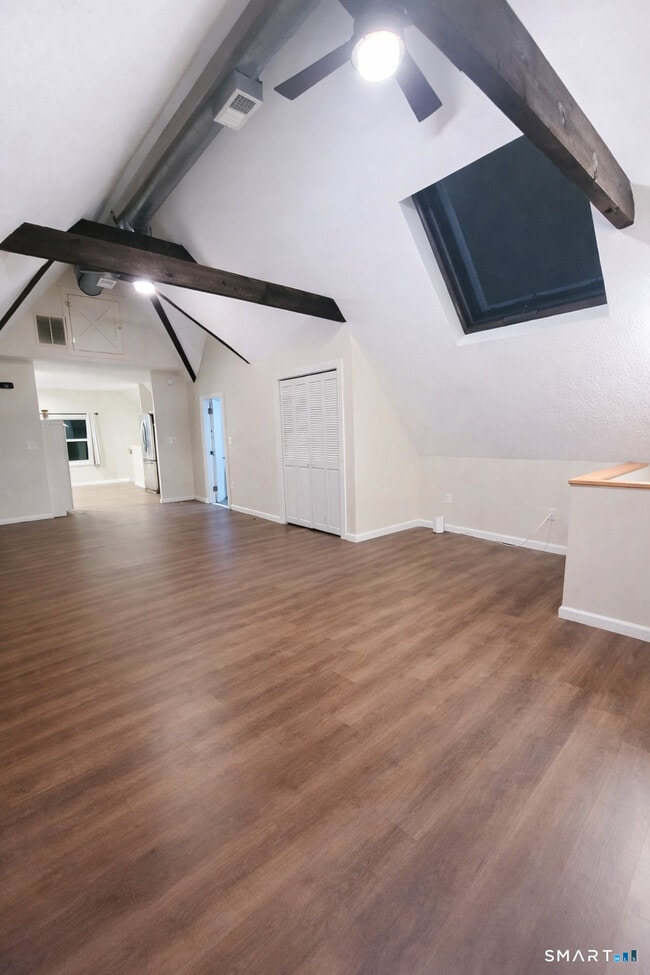 Building Photo - 33 Fair St