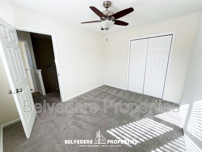 Building Photo - 3726 Wayfarer Dr