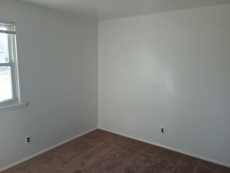 Den view of far wall - 1331 N Black Horse Pike