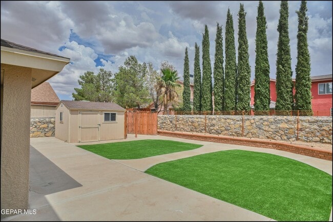 Building Photo - 3140 Tierra Encino Dr