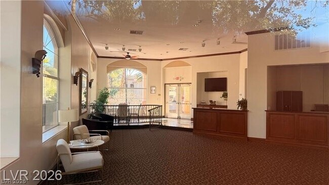Building Photo - 2050 W Warm Springs Rd