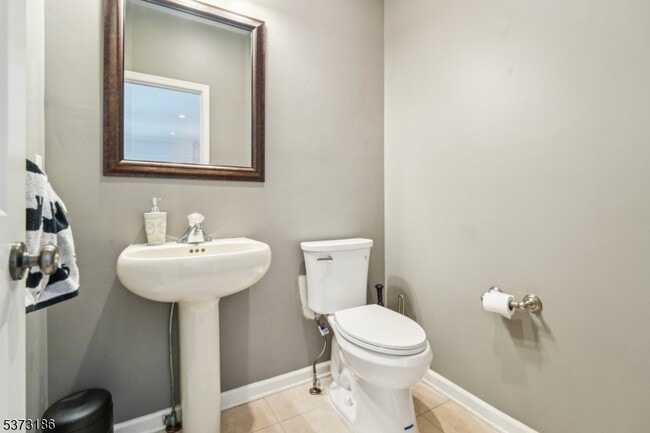 Building Photo - 22 Pebble Beach Dr