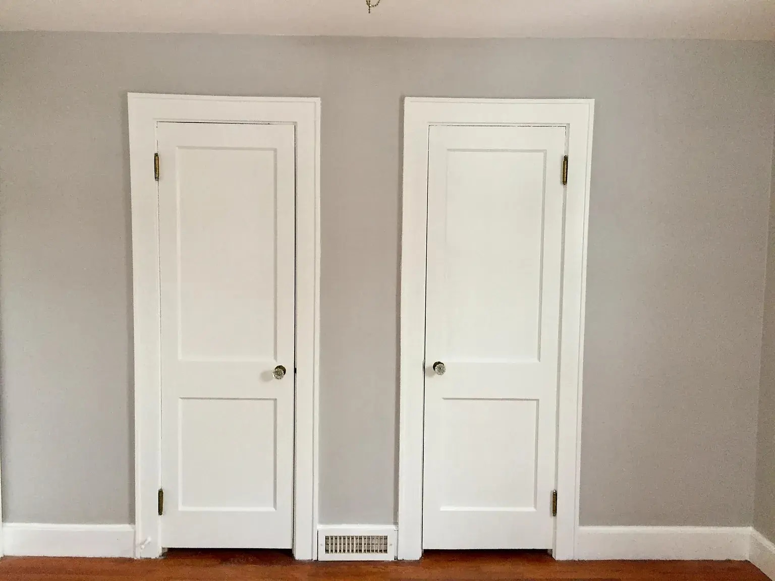 Building Photo - 144 S Maple St